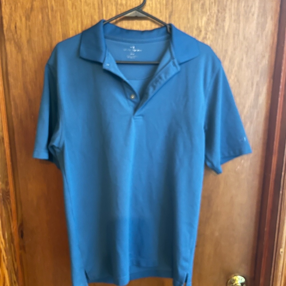 Men’s Polo Shirt Size Medium
